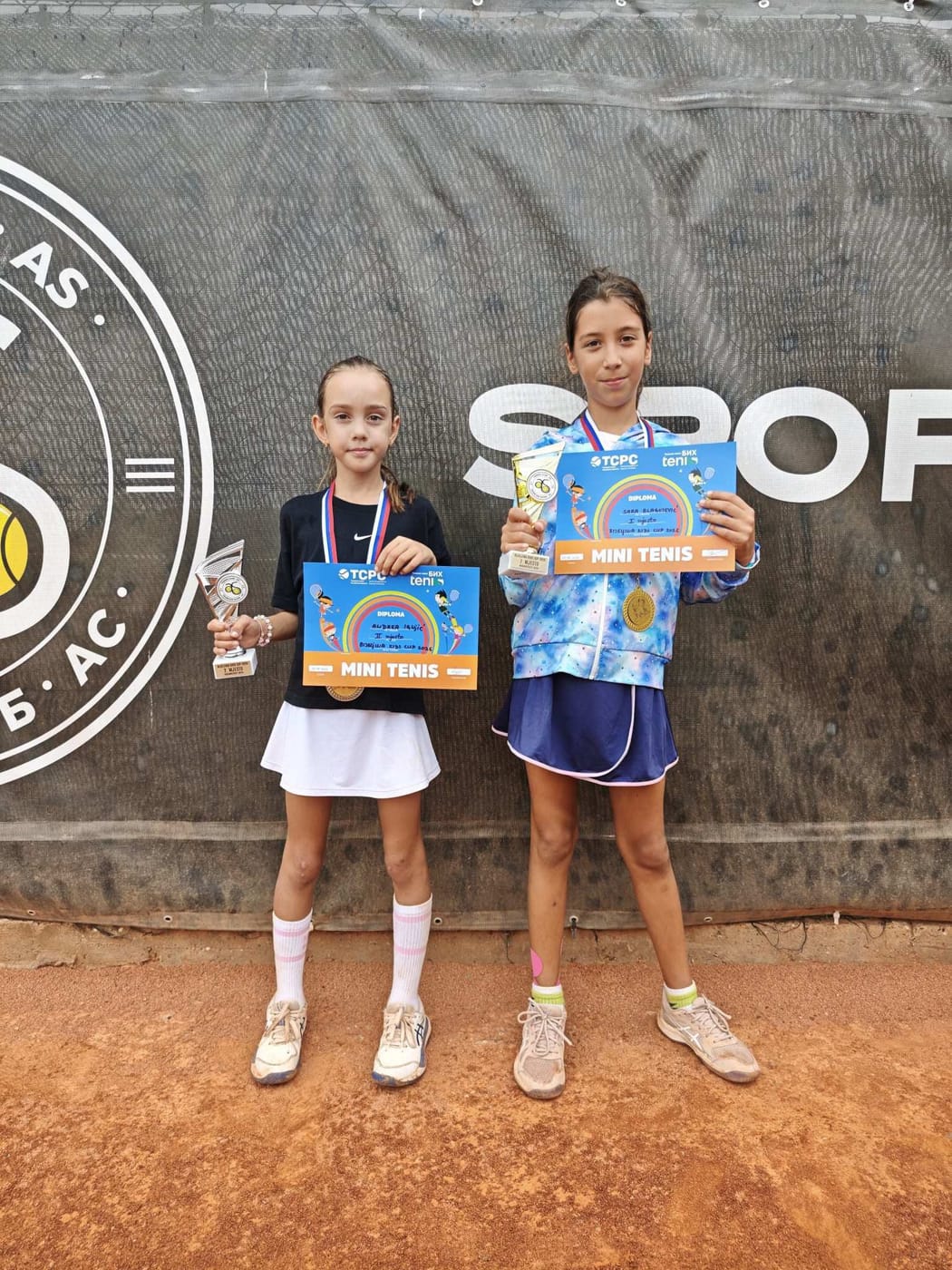 Sara Blagojevic i Andrea Ignjic, finalistkinje narandzastog nivoa