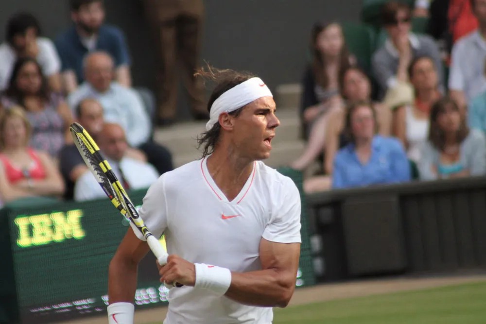 Rafael Nadal u bijeloj opremi na Wimbledonu